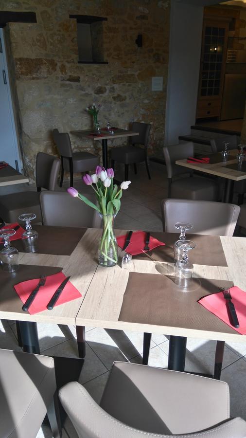 Hotel Restaurant La Traverse Cénac-et-Saint-Julien Esterno foto
